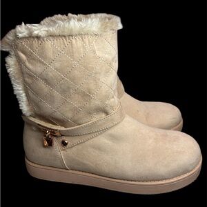 Women's Guess Light Pink Quilted Boots, Pre-loved.